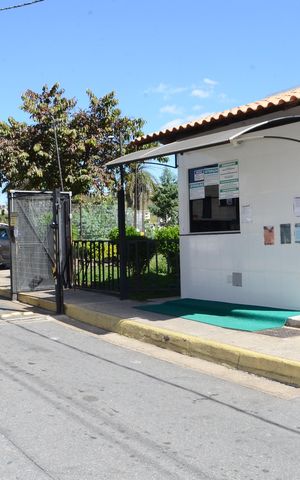 Apartamento à venda com 42m², 2 quartos e 1 vagaFachada e portaria