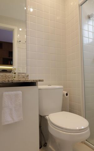 Apartamento à venda com 138m², 3 quartos e 2 vagasBanheiro da Suíte 1
