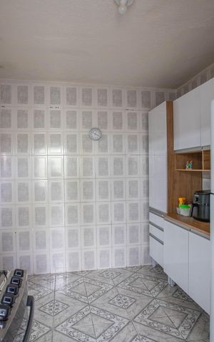 Casa à venda com 220m², 5 quartos e 3 vagasCasa 3 cozinha