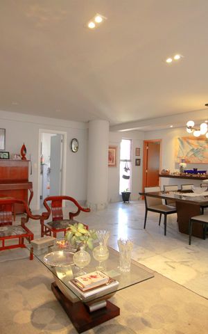 Apartamento à venda com 200m², 5 quartos e 4 vagasSala de Jantar