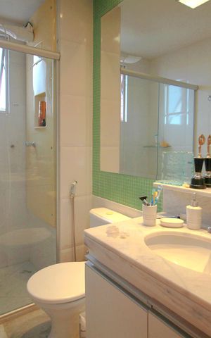 Apartamento à venda com 200m², 5 quartos e 4 vagasBanheiro da Suíte 2