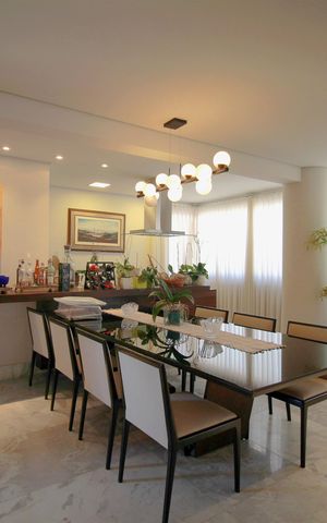 Apartamento à venda com 200m², 5 quartos e 4 vagasSala de Jantar