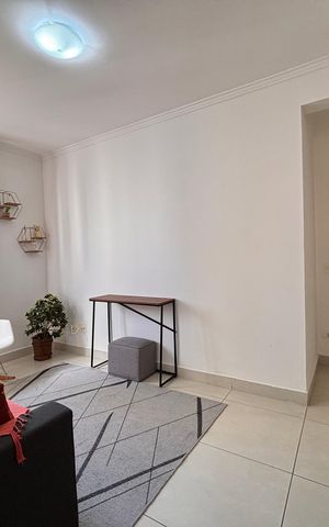 Apartamento à venda com 37m², 1 quarto e 1 vaga Apartamento à venda com 37m², 1 quarto e 1 vagaSala