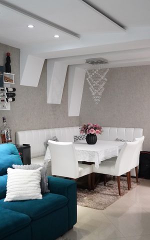 Casa de condomínio à venda com 124m², 3 quartos e 1 vagaSala