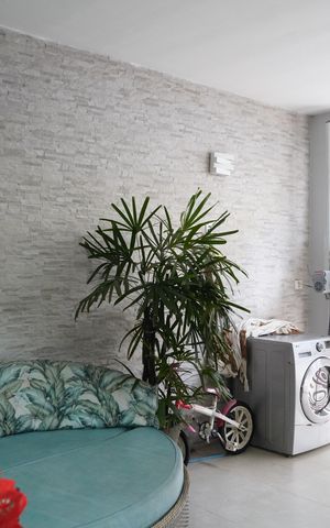 Casa de condomínio à venda com 124m², 3 quartos e 1 vagaGaragem