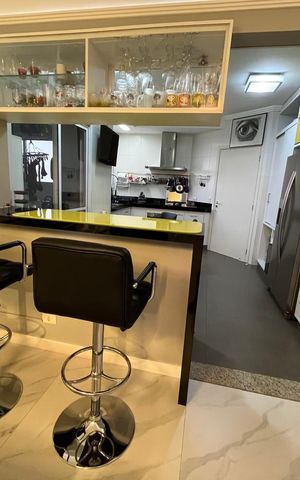 Apartamento à venda com 156m², 3 quartos e 3 vagas Apartamento à venda com 156m², 3 quartos e 3 vagasCozinha