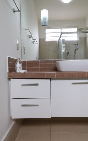 Casa para alugar com 440m², 6 quartos e 7 vagas Casa para alugar com 440m², 6 quartos e 7 vagasBanheiro da Suíte 2