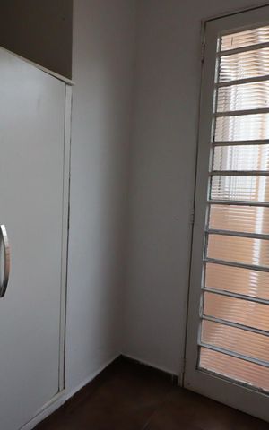 Casa para alugar com 440m², 6 quartos e 7 vagas Casa para alugar com 440m², 6 quartos e 7 vagasCozinha