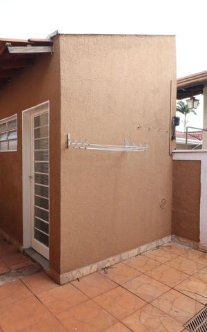 Casa para alugar com 440m², 6 quartos e 7 vagas Casa para alugar com 440m², 6 quartos e 7 vagasÁrea Privativa