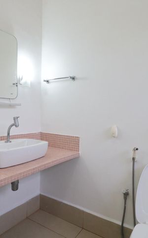 Casa para alugar com 440m², 6 quartos e 7 vagas Casa para alugar com 440m², 6 quartos e 7 vagasBanheiro 2