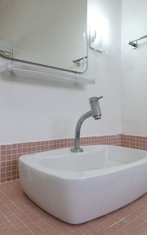 Casa para alugar com 440m², 6 quartos e 7 vagas Casa para alugar com 440m², 6 quartos e 7 vagasBanheiro 2