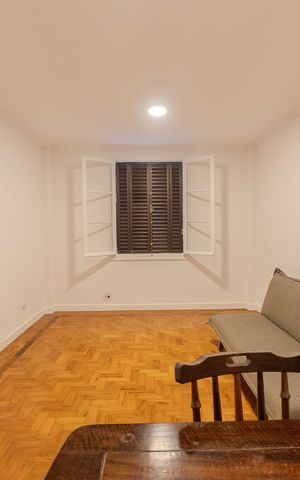 Apartamento à venda com 86m², 2 quartos e sem vaga Apartamento à venda com 86m², 2 quartos e sem vagaSala