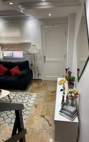 Casa de condomínio à venda com 225m², 4 quartos e 2 vagas Casa de condomínio à venda com 225m², 4 quartos e 2 vagasSala