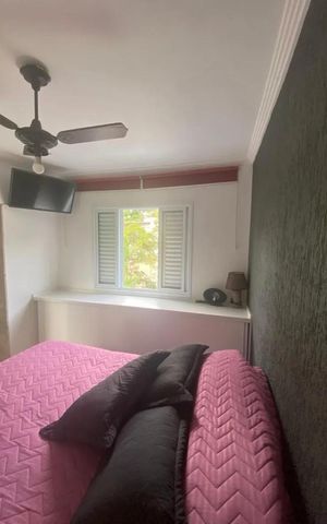 Casa de condomínio à venda com 225m², 4 quartos e 2 vagas Casa de condomínio à venda com 225m², 4 quartos e 2 vagasQuarto