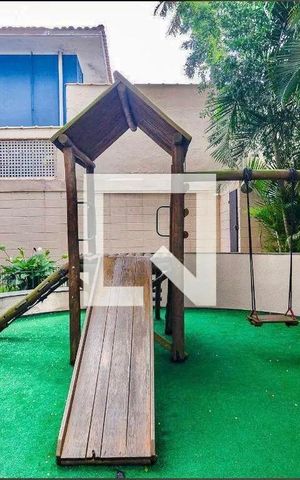 Apartamento para alugar com 51m², 2 quartos e 1 vaga Apartamento para alugar com 51m², 2 quartos e 1 vagaÁrea comum - Playground