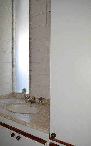 Apartamento à venda com 74m², 2 quartos e 2 vagasBanheiro