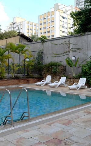 Apartamento à venda com 74m², 2 quartos e 2 vagasÁrea comum - Piscina