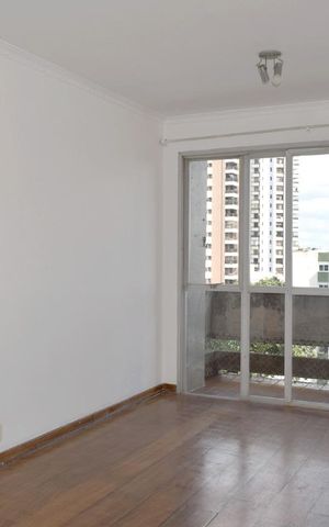 Apartamento à venda com 74m², 2 quartos e 2 vagasSala