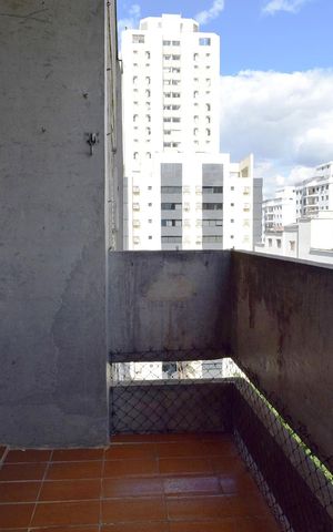 Apartamento à venda com 74m², 2 quartos e 2 vagasVaranda da Sala
