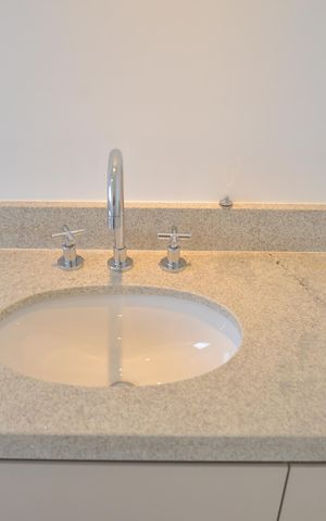 Apartamento à venda com 165m², 3 quartos e 2 vagasBanheiro da Suíte 1