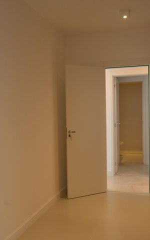 Apartamento à venda com 165m², 3 quartos e 2 vagasCloset da Suíte 1