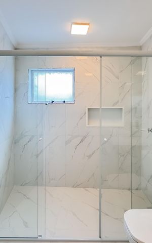 Casa para alugar com 300m², 5 quartos e 2 vagasBanheiro da Suíte Master 2 - 1º Piso