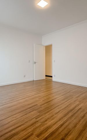 Casa para alugar com 300m², 5 quartos e 2 vagasSuíte Master