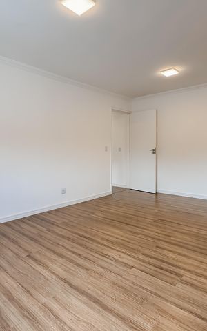 Casa para alugar com 300m², 5 quartos e 2 vagasSuíte Master 2 - 1º Piso