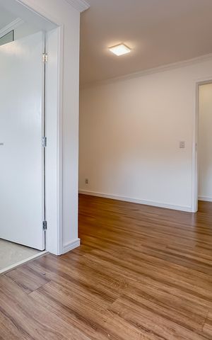 Casa para alugar com 300m², 5 quartos e 2 vagasSuíte 4 - 1º Piso