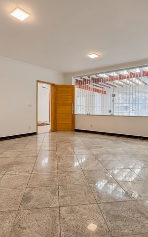 Casa para alugar com 300m², 5 quartos e 2 vagasSala