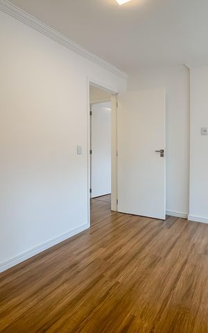 Casa para alugar com 300m², 5 quartos e 2 vagasSuíte 4 - 1º Piso