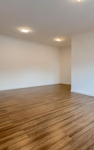 Casa para alugar com 300m², 5 quartos e 2 vagasSuíte Master 2 - 1º Piso