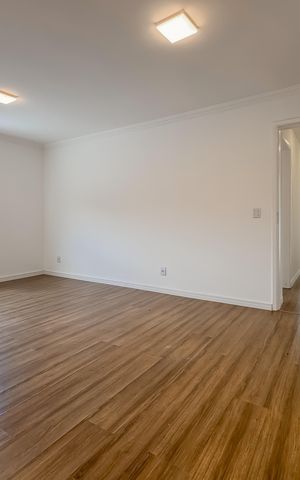 Casa para alugar com 300m², 5 quartos e 2 vagasSuíte Master 2 - 1º Piso