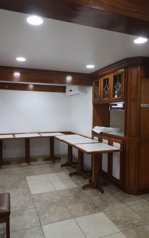 Apartamento à venda com 75m², 2 quartos e sem vagaÁrea comum - Salão de festas