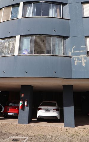 Apartamento à venda com 75m², 2 quartos e sem vagaFachada do bloco