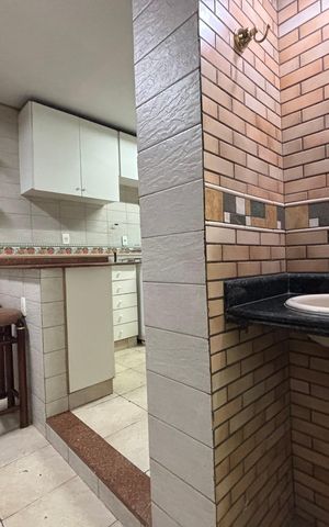 Apartamento à venda com 210m², 4 quartos e 1 vaga Apartamento à venda com 210m², 4 quartos e 1 vagaCozinha - copa
