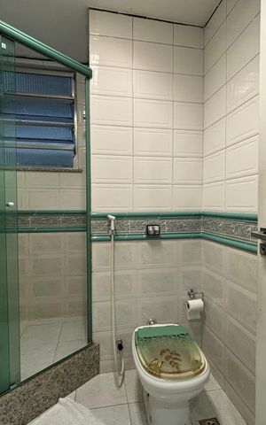 Apartamento à venda com 210m², 4 quartos e 1 vaga Apartamento à venda com 210m², 4 quartos e 1 vagaBanheiro da Suíte