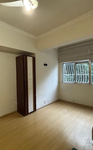 Apartamento à venda com 210m², 4 quartos e 1 vaga Apartamento à venda com 210m², 4 quartos e 1 vagaSuíte