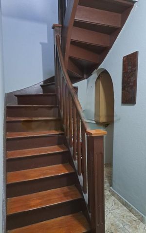 Casa à venda com 80m², 2 quartos e sem vaga