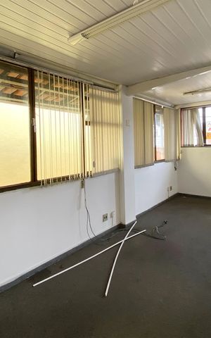 Casa à venda com 410m², 3 quartos e 3 vagas Casa à venda com 410m², 3 quartos e 3 vagasÁrea comum