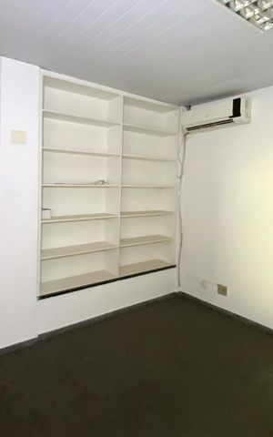 Casa à venda com 410m², 3 quartos e 3 vagas Casa à venda com 410m², 3 quartos e 3 vagasÁrea comum