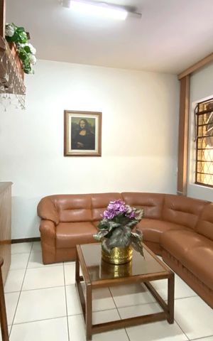Casa à venda com 410m², 3 quartos e 3 vagas Casa à venda com 410m², 3 quartos e 3 vagasSala