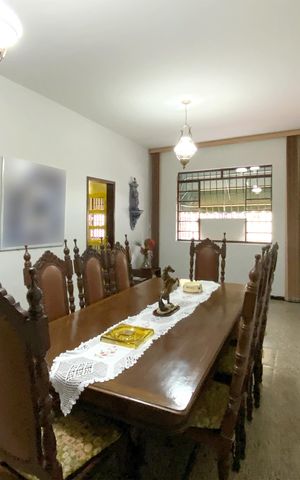 Casa à venda com 410m², 3 quartos e 3 vagas Casa à venda com 410m², 3 quartos e 3 vagasSala de Jantar