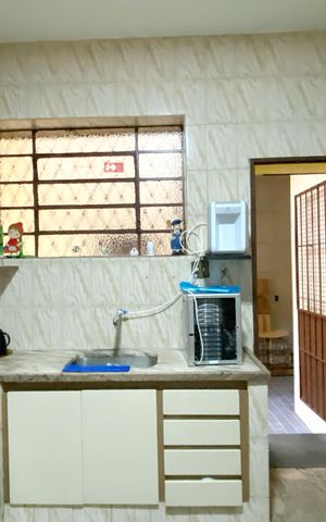 Casa à venda com 410m², 3 quartos e 3 vagas Casa à venda com 410m², 3 quartos e 3 vagasCozinha