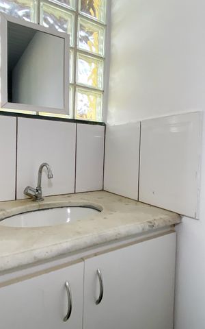 Casa à venda com 410m², 3 quartos e 3 vagas Casa à venda com 410m², 3 quartos e 3 vagasÁrea comum