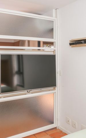 Studio à venda com 46m², 1 quarto e 1 vaga Studio à venda com 46m², 1 quarto e 1 vagaSuíte