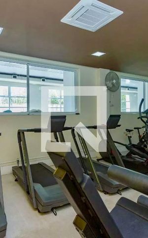 Apartamento à venda com 74m², 2 quartos e 1 vaga Apartamento à venda com 74m², 2 quartos e 1 vagaÁrea comum - Academia