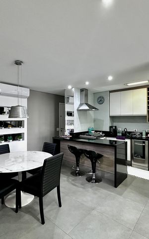 Apartamento à venda com 74m², 2 quartos e 1 vaga Apartamento à venda com 74m², 2 quartos e 1 vagaSala