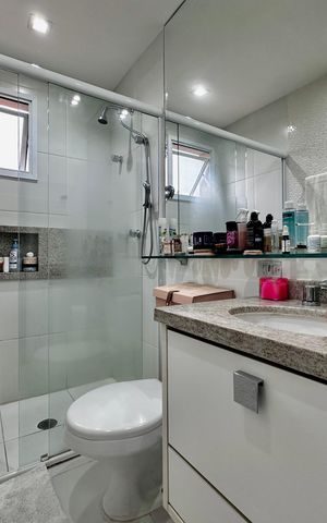 Apartamento à venda com 74m², 2 quartos e 1 vaga Apartamento à venda com 74m², 2 quartos e 1 vagaBanheiro Suíte