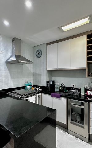 Apartamento à venda com 74m², 2 quartos e 1 vaga Apartamento à venda com 74m², 2 quartos e 1 vagaCozinha